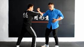 咏春拳寸劲技巧 国外武者的功力演示