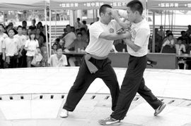 佛山师傅齐写咏春拳